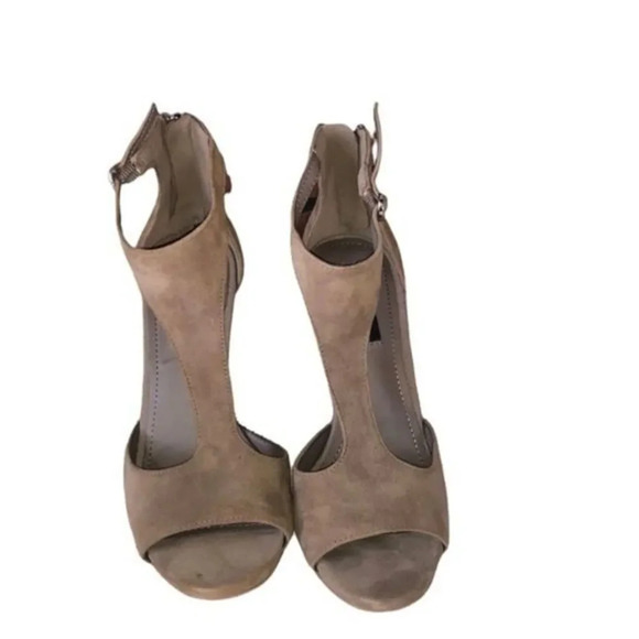 DKNY Brown Suede Colby T-Strap High Heels Sandals Size 5.5 - Picture 10 of 10